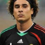 guillermo ochoa hairstyle 2015004