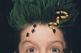 Easy Halloween hairstyles for kids 5