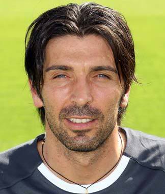 Gianluigi Buffon Hairstyle 2024 Pictures