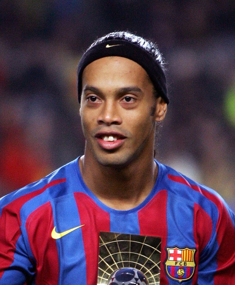 Ronaldinho New Haircut 2020 Pictures