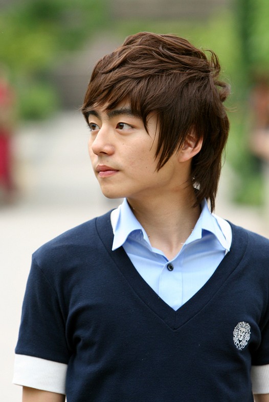 Fringe-Up Korean Boy Hairstyle 2024 Pictures