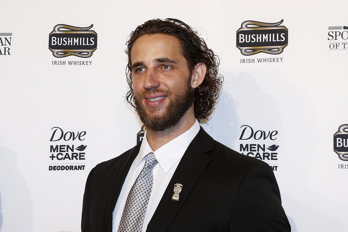 Madison Bumgarner Haircut 2019 with beard