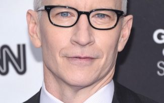 Anderson Cooper Haircut 2020 Photos How To Get