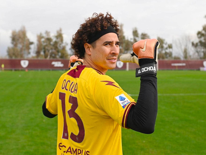 Guillermo Ochoa Haircut 2024